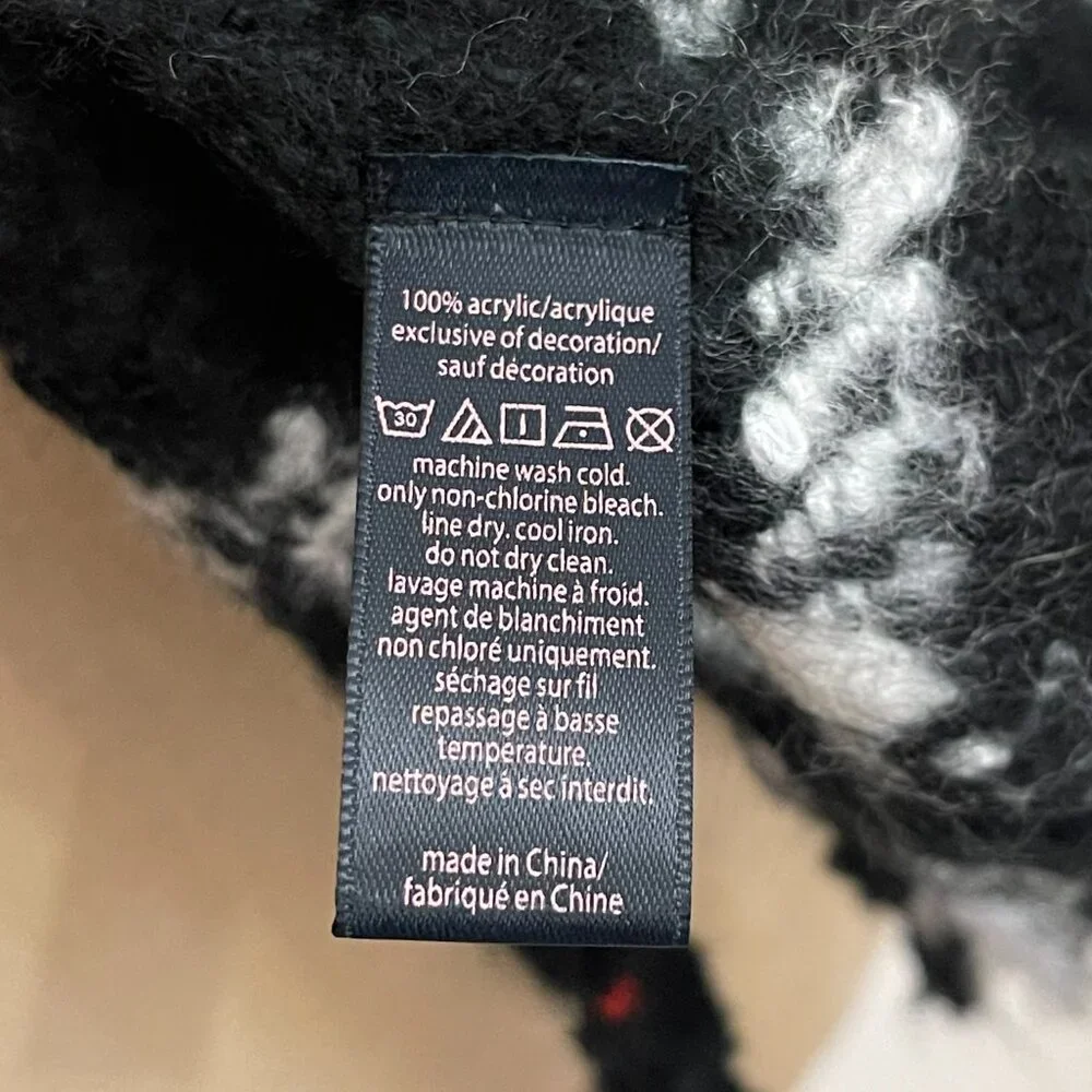 Victoria's Secret Scarf Plush Wrap Fringe Black White Plaid Check